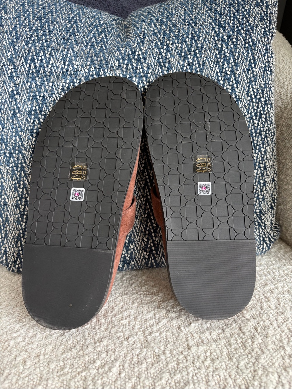 Larroude Suede Mule Clogs with Buckle~ size 8.5 - Picture 12 of 12